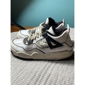 Youth Boy’s Nike Air Jordan 4 Retro Size 13.5 Y Basketball Shoes sku 65